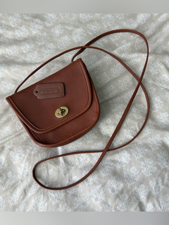 Coach Handbags - Vintage Coach Everett Bag Mini Crossbody 9934 British Tan Leather Archival